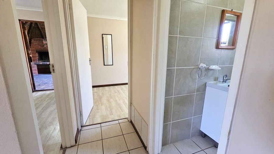 2 Bedroom Property for Sale in Kamma Park Eastern Cape